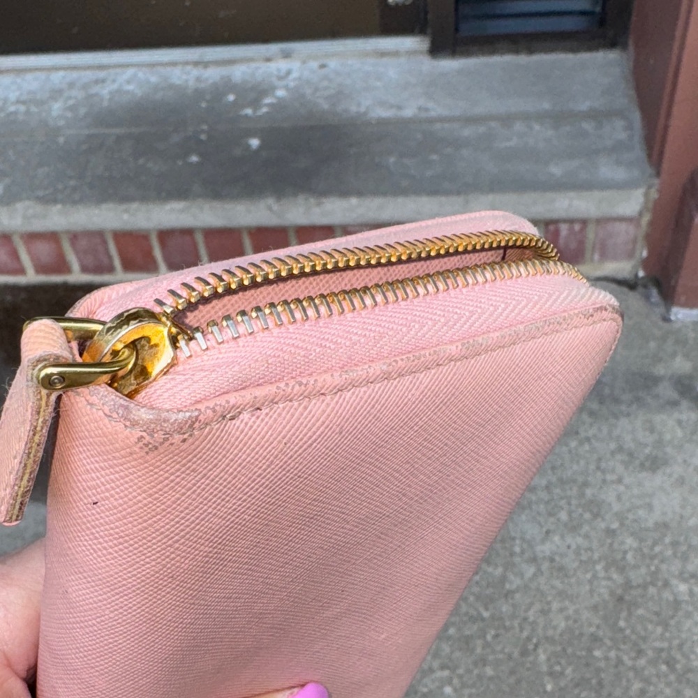 Prada Light Pink Bow Wallet GUC authentic - Picture 11 of 13